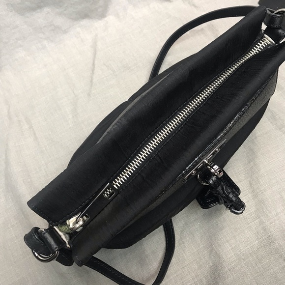 Marc Jacobs frog shoulder bag purse black nylon/ leather - Picture 11 of 15